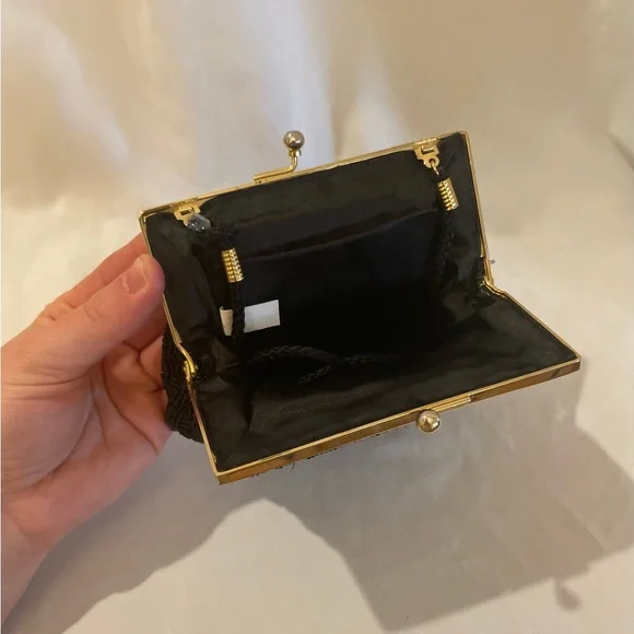 Vintage Art Deco Beaded Seashell Clutch 80s/90s - Picture 5 of 7